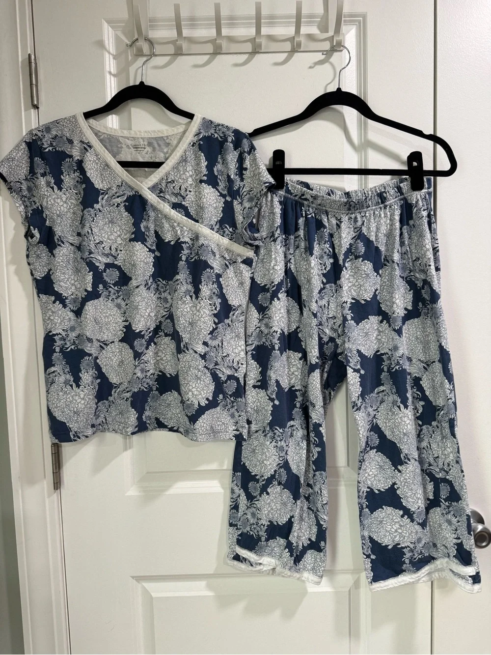 Garnet Hill Asian Wrap Short Sleeve Cropped Organic Cotton Pajamas Set S